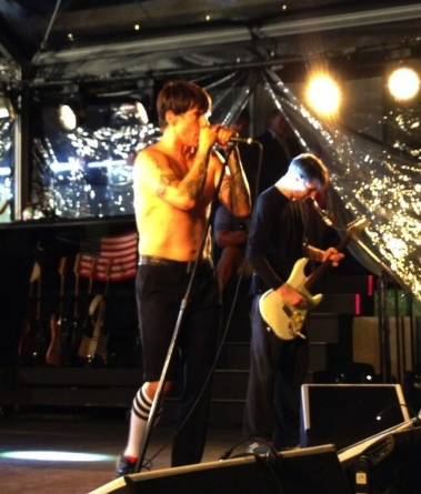 Red-Hot-Chilip-Peppers-Private-Vancouver-Show-450x600